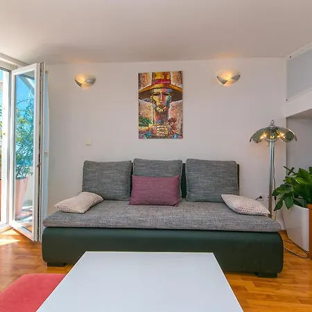 Joni Apartment Brela