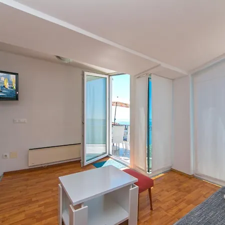 Apartment Joni Brela